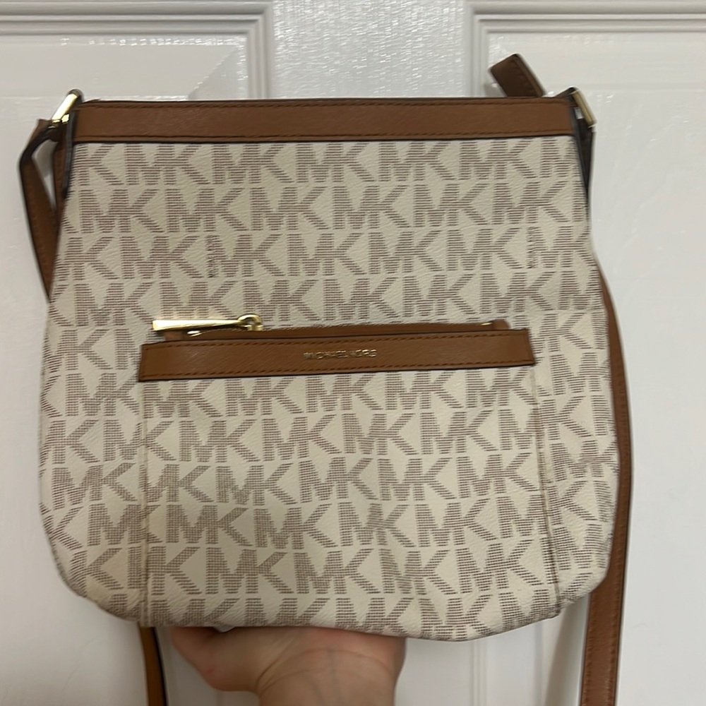 Michael Kors Crossbody Bag